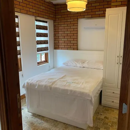 Hamburg Apart Apart Otel